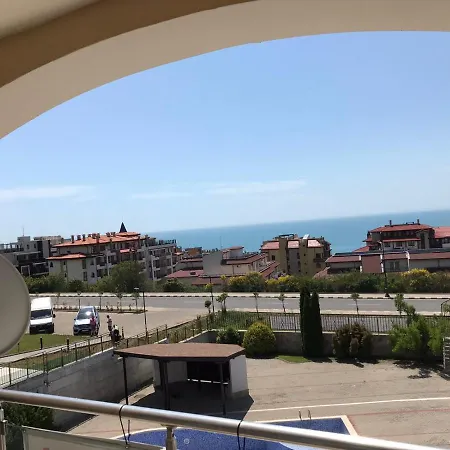 Aparthotel Комплекс Ивет Sveti Vlas Esterno foto