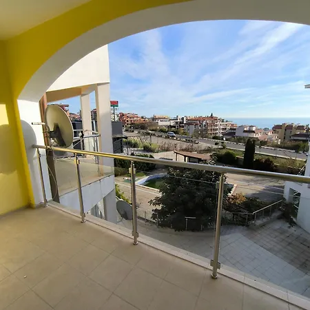 Aparthotel Комплекс Ивет Sveti Vlas Esterno foto